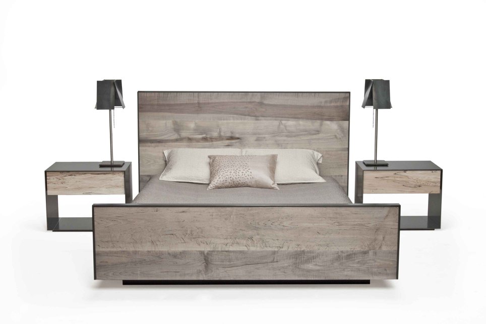 platform sleigh bed