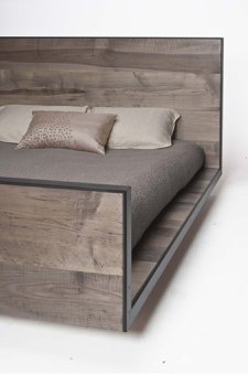 platform sleigh bed